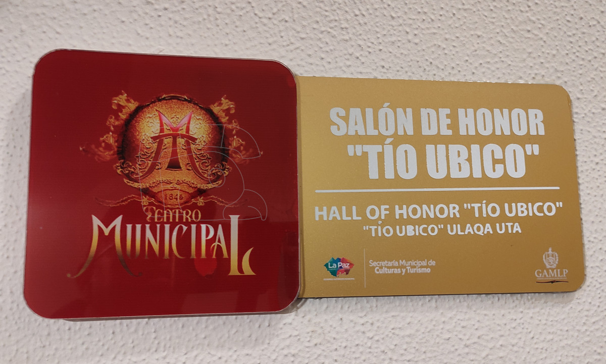 Placa mención al Tío Ubico /Perspectiva Temporal